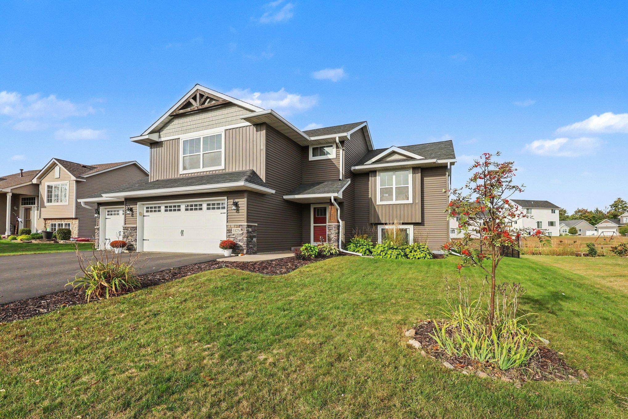 1173 Wyoming ST, Roberts, WI 54023