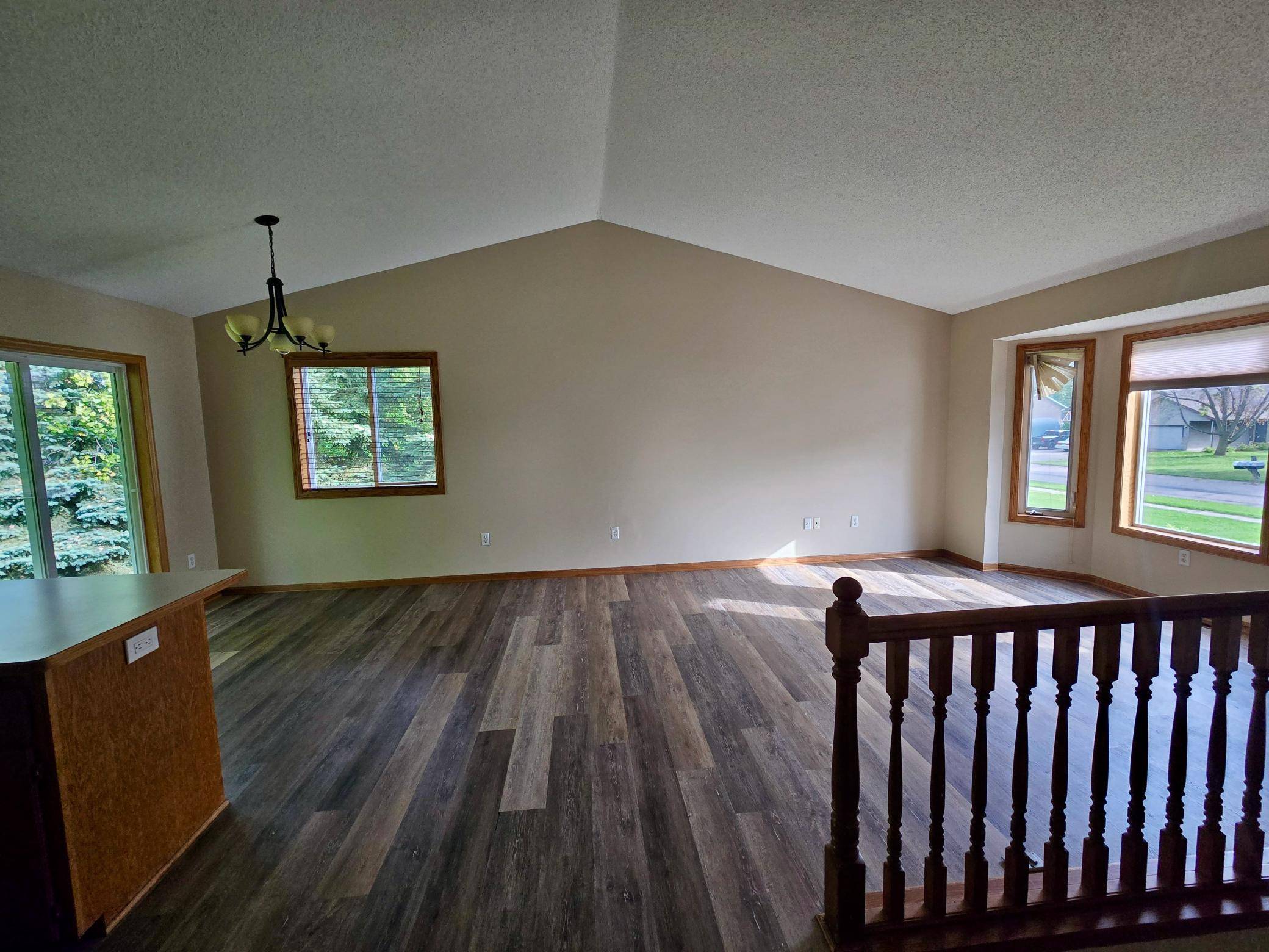 29550 Broadway ST, Lindstrom, MN 55045