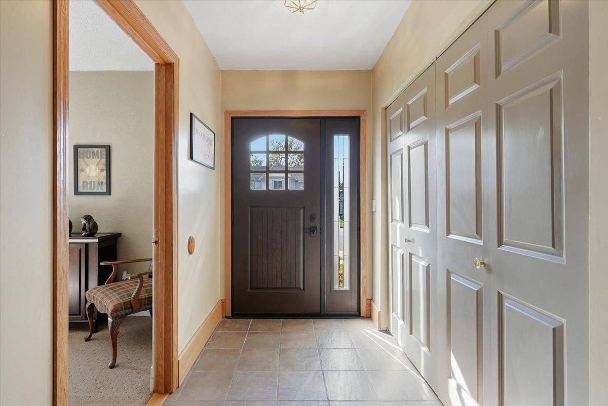 1110 Florence ST, Baldwin, WI 54002