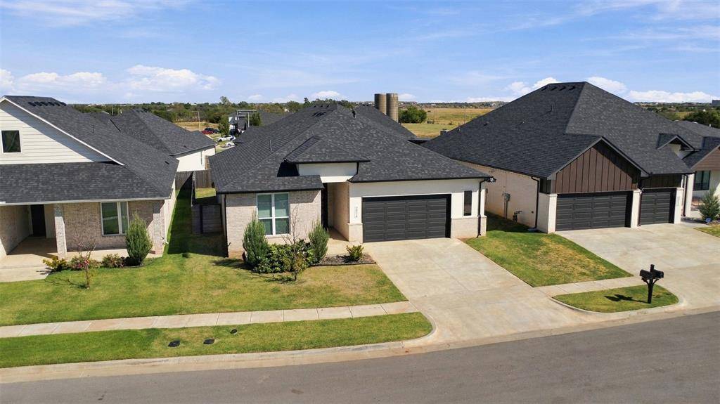 15116 Jasper CT, Edmond, OK 73013