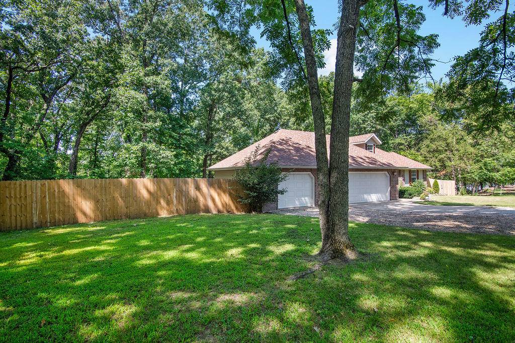 1496 S Alice Gayle CIR, Nixa, MO 65714