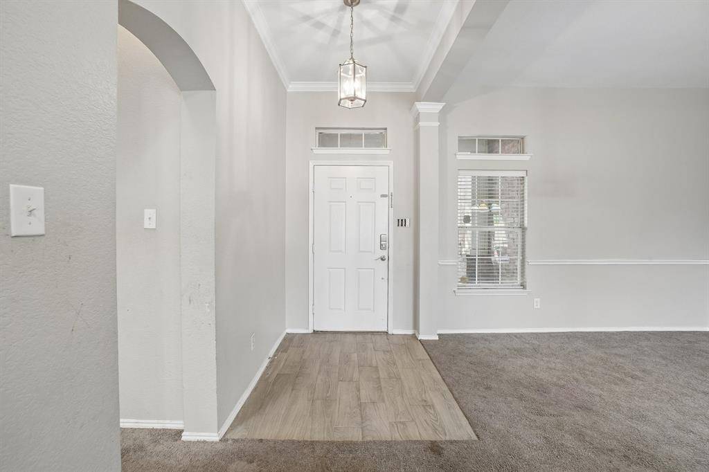 517 Azalea Drive, Glenn Heights, TX 75154