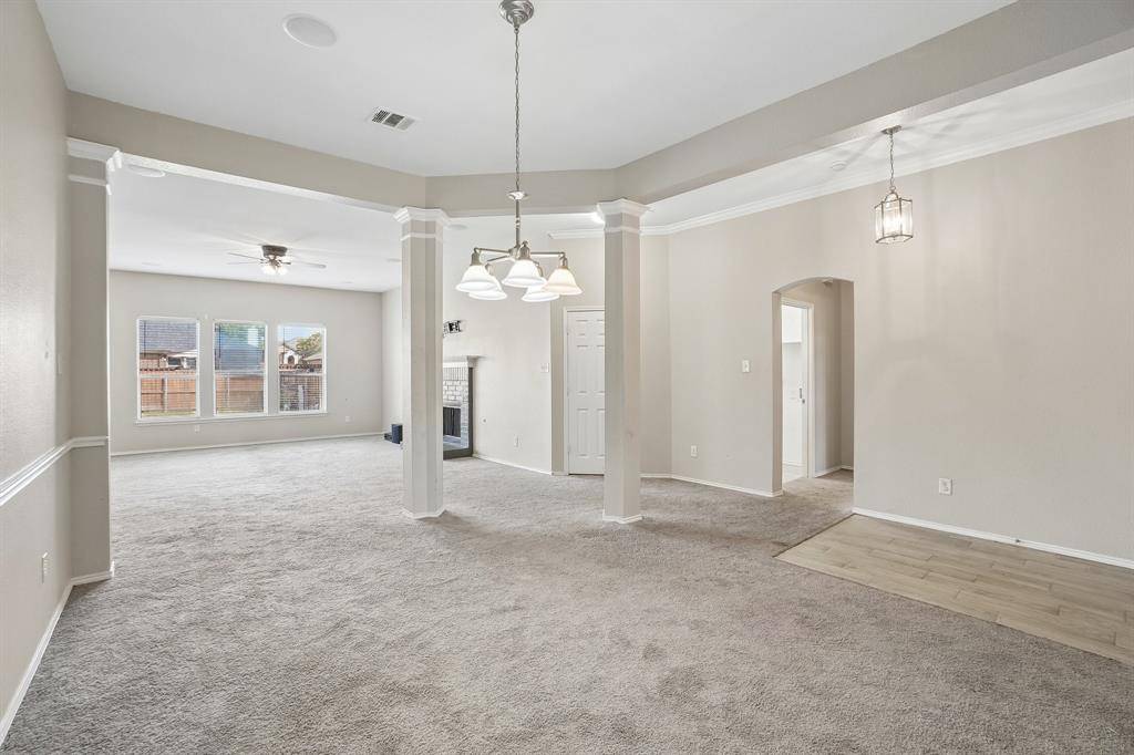 517 Azalea Drive, Glenn Heights, TX 75154