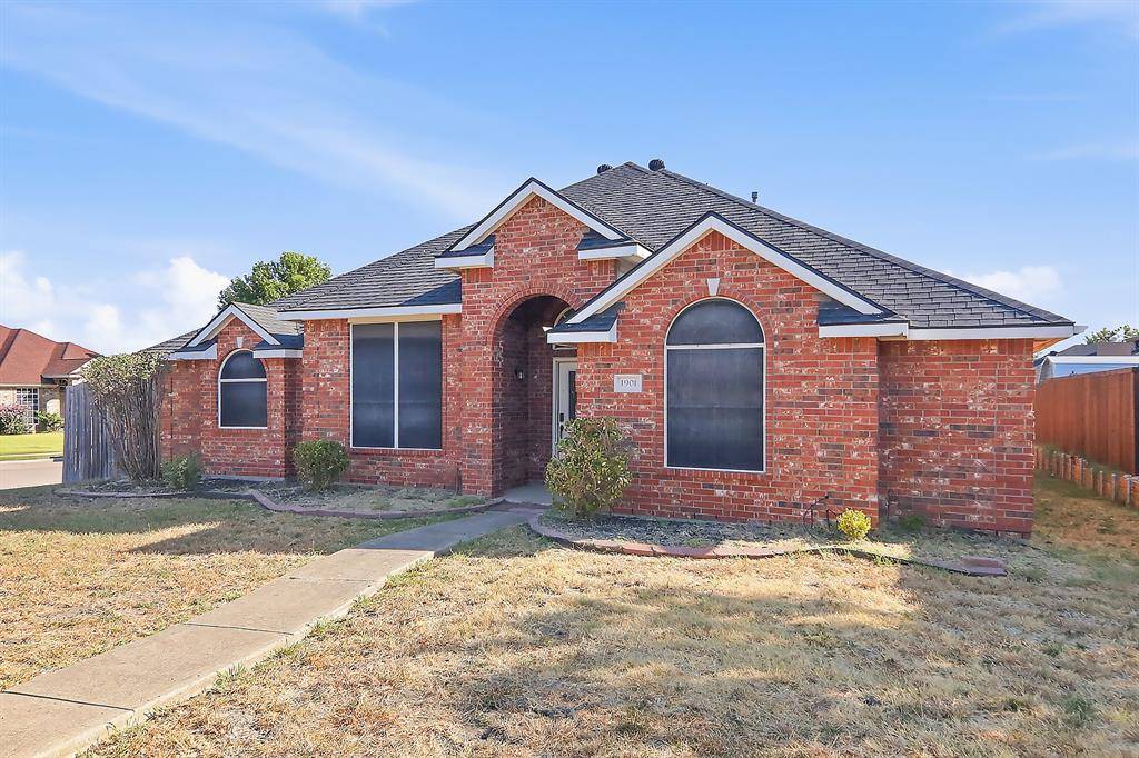 1901 Clifton Drive, Mesquite, TX 75149
