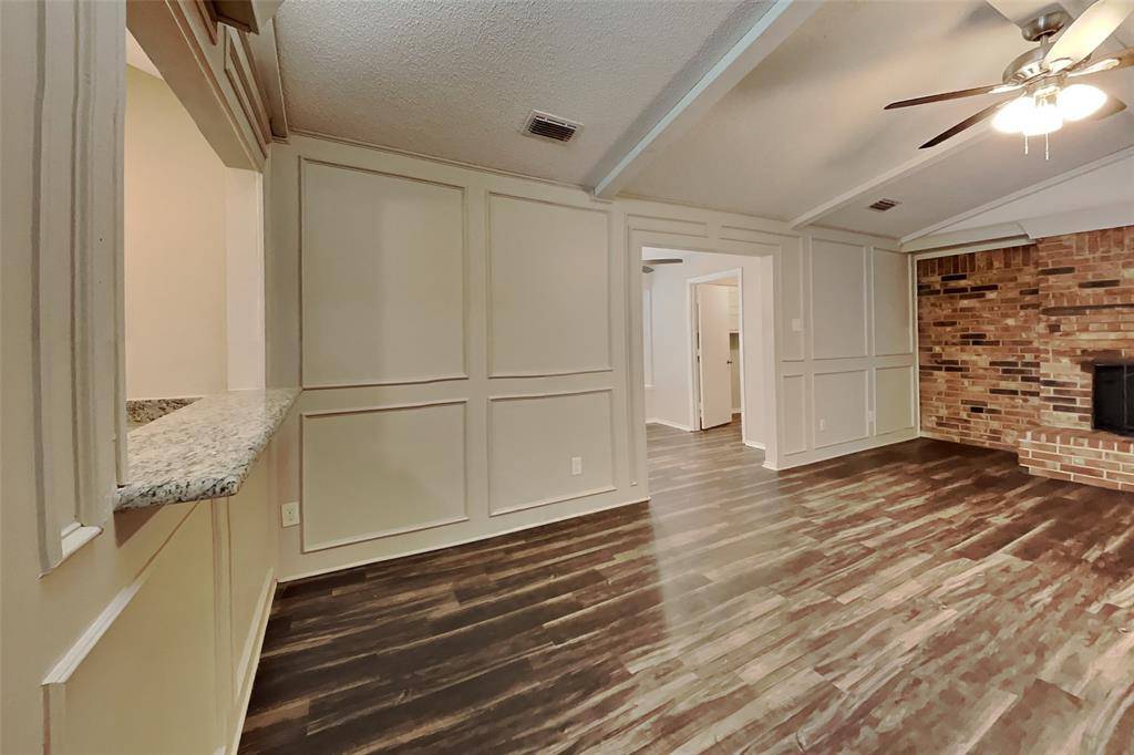 725 Maple Glen Drive, Garland, TX 75043