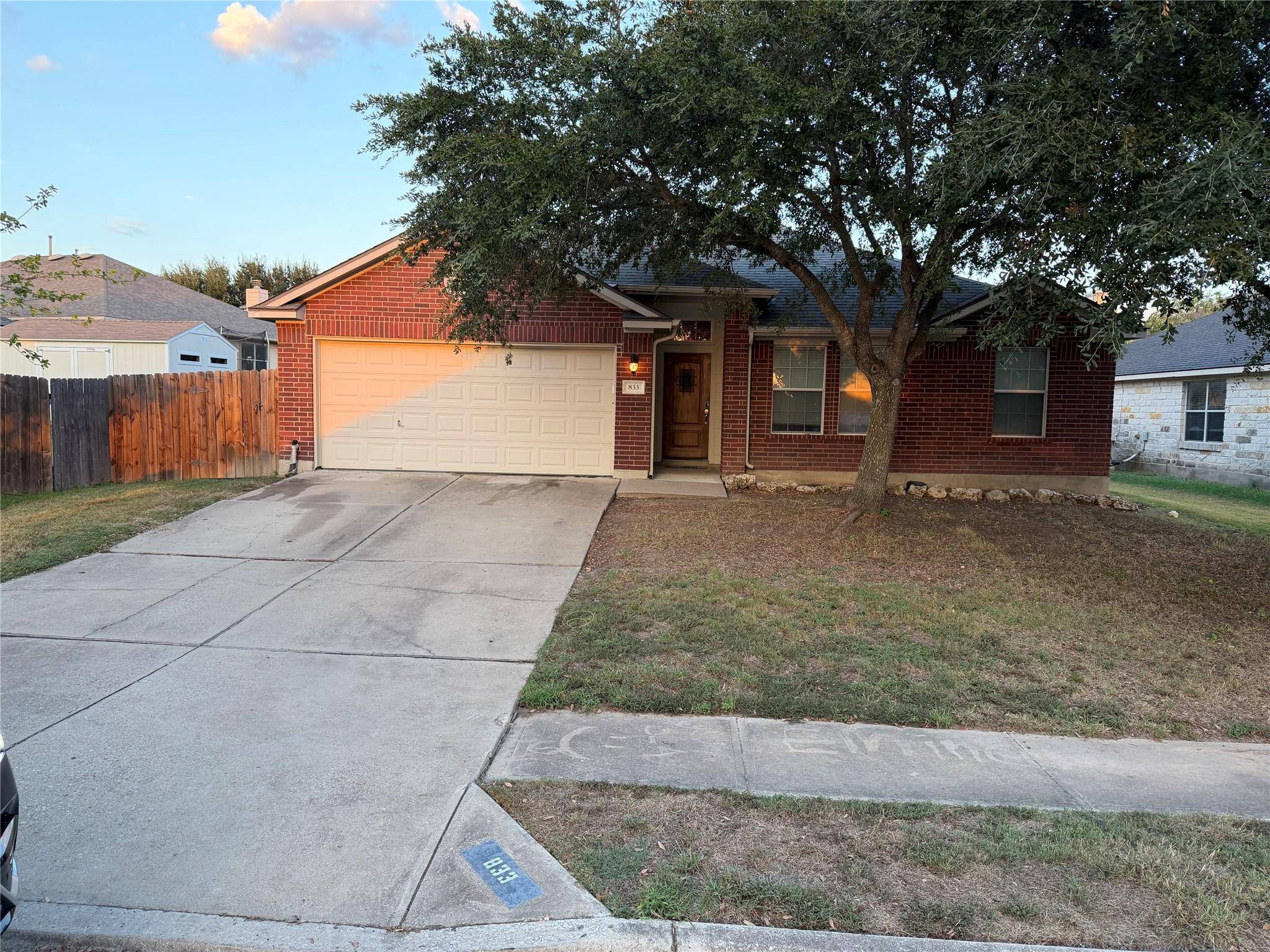 833 Dark Horse LN, Buda, TX 78610