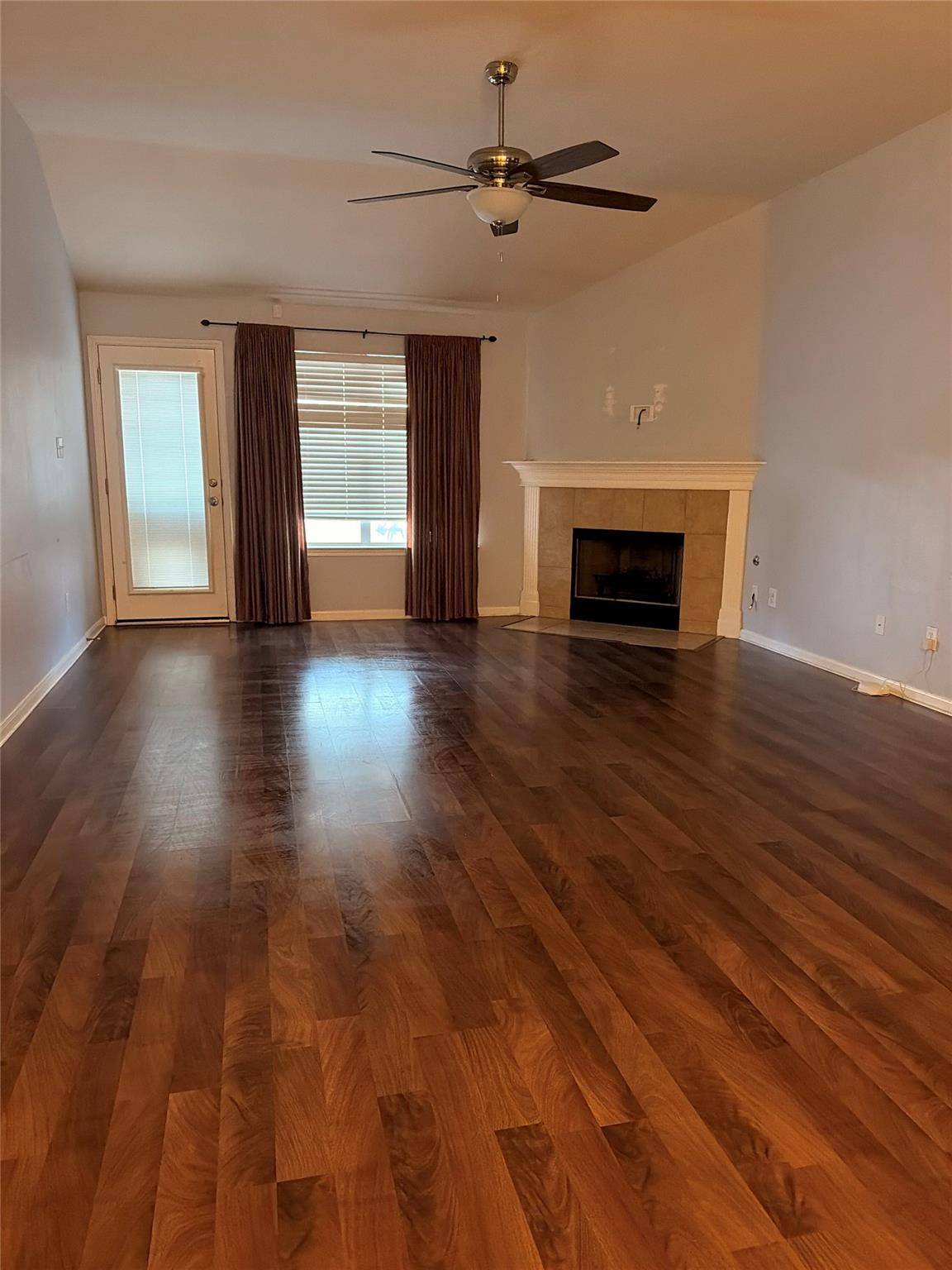 833 Dark Horse LN, Buda, TX 78610