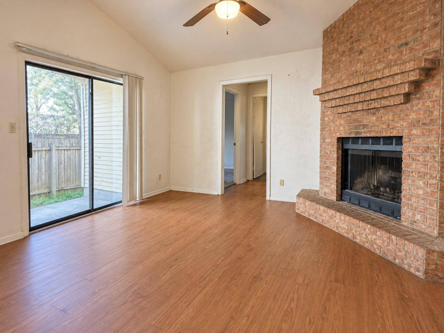 2607 GARRETTSON DR #A, Austin, TX 78748