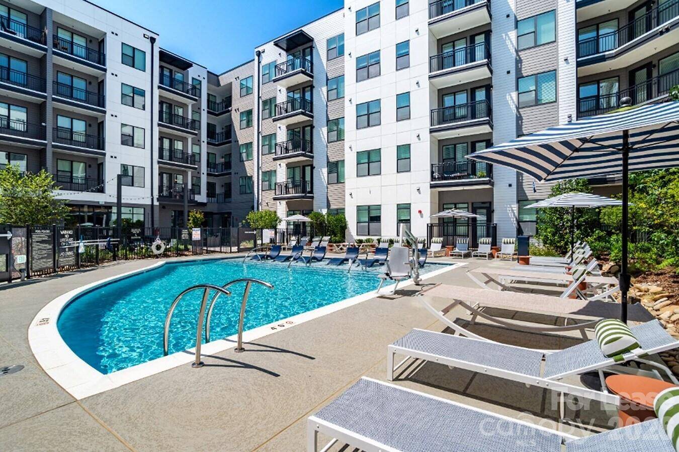 2222 N Tryon ST #B4, Charlotte, NC 28206