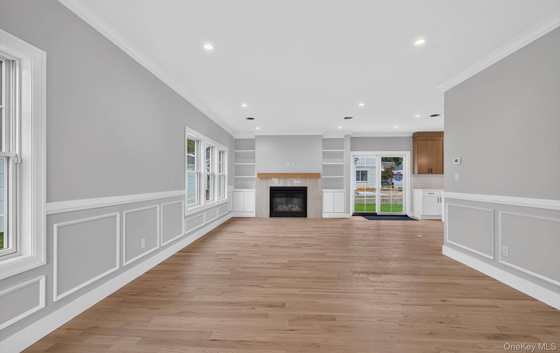 170 San Juan AVE, Albertson, NY 11507
