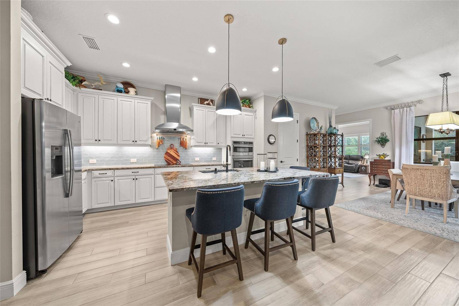 939 RIVER WIND CIR, Bradenton, FL 34212