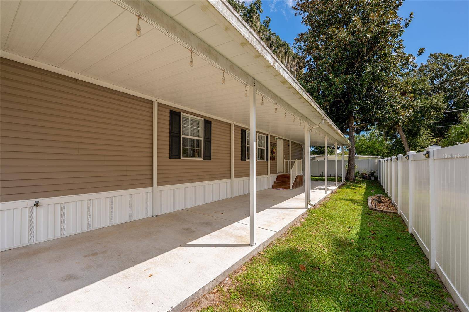 60 GOLDEN GATE CIR, Port Orange, FL 32129