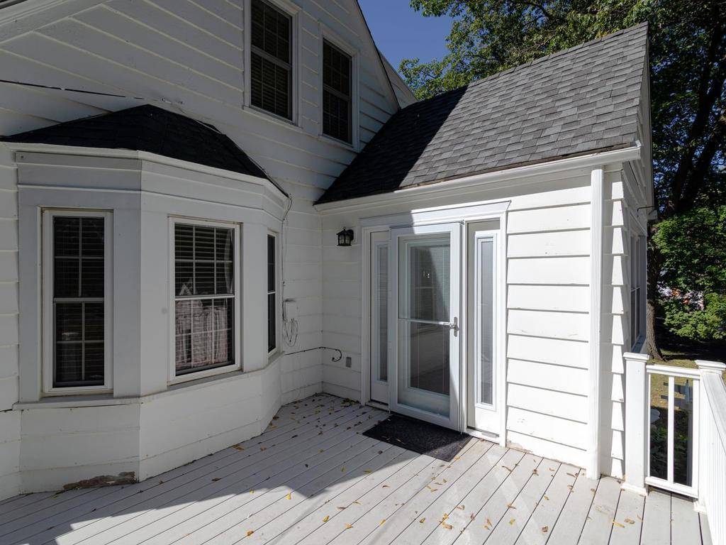 26270 Smithtown RD, Excelsior, MN 55331