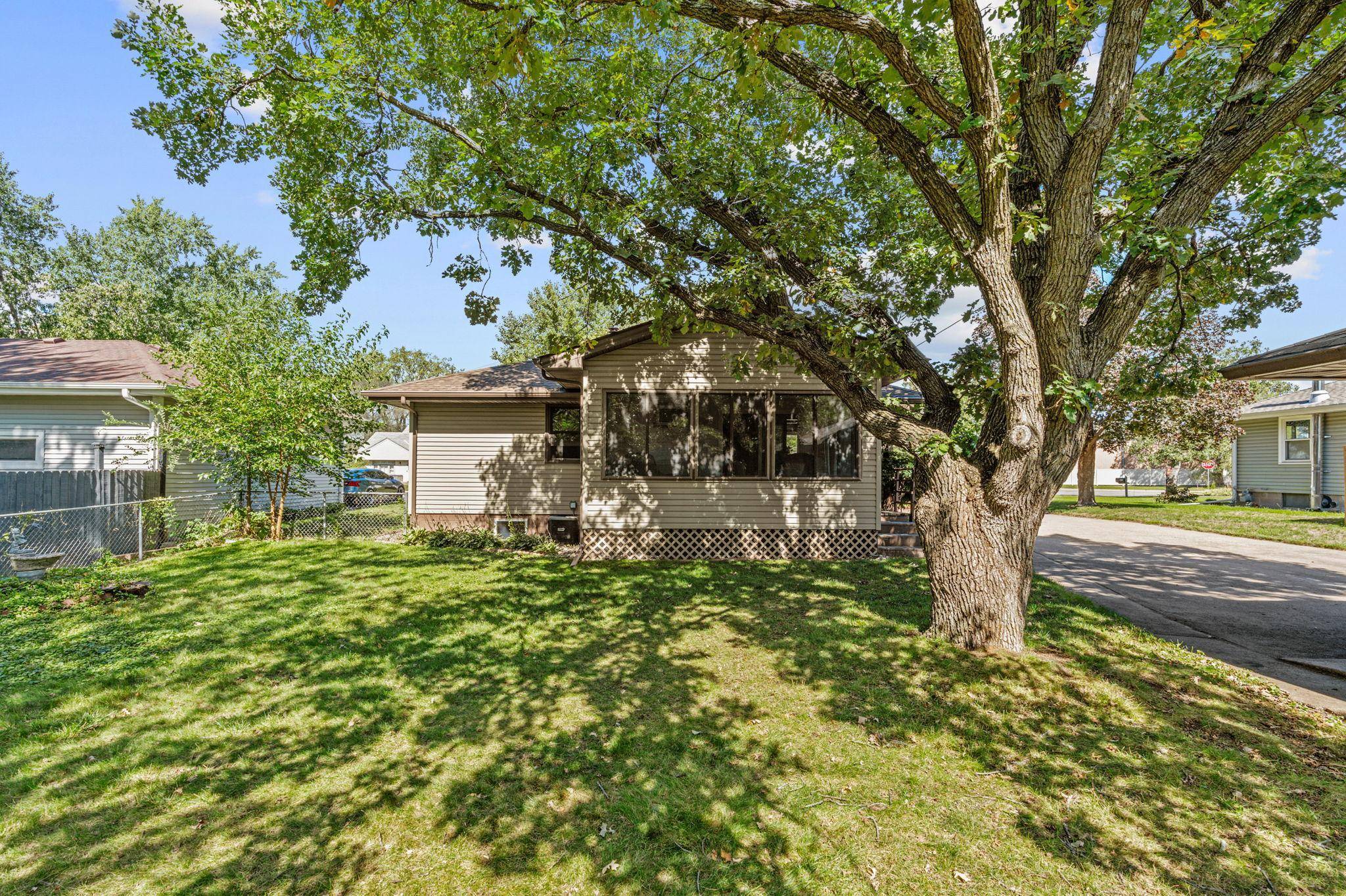 856 Maple ST NE, Spring Lake Park, MN 55432