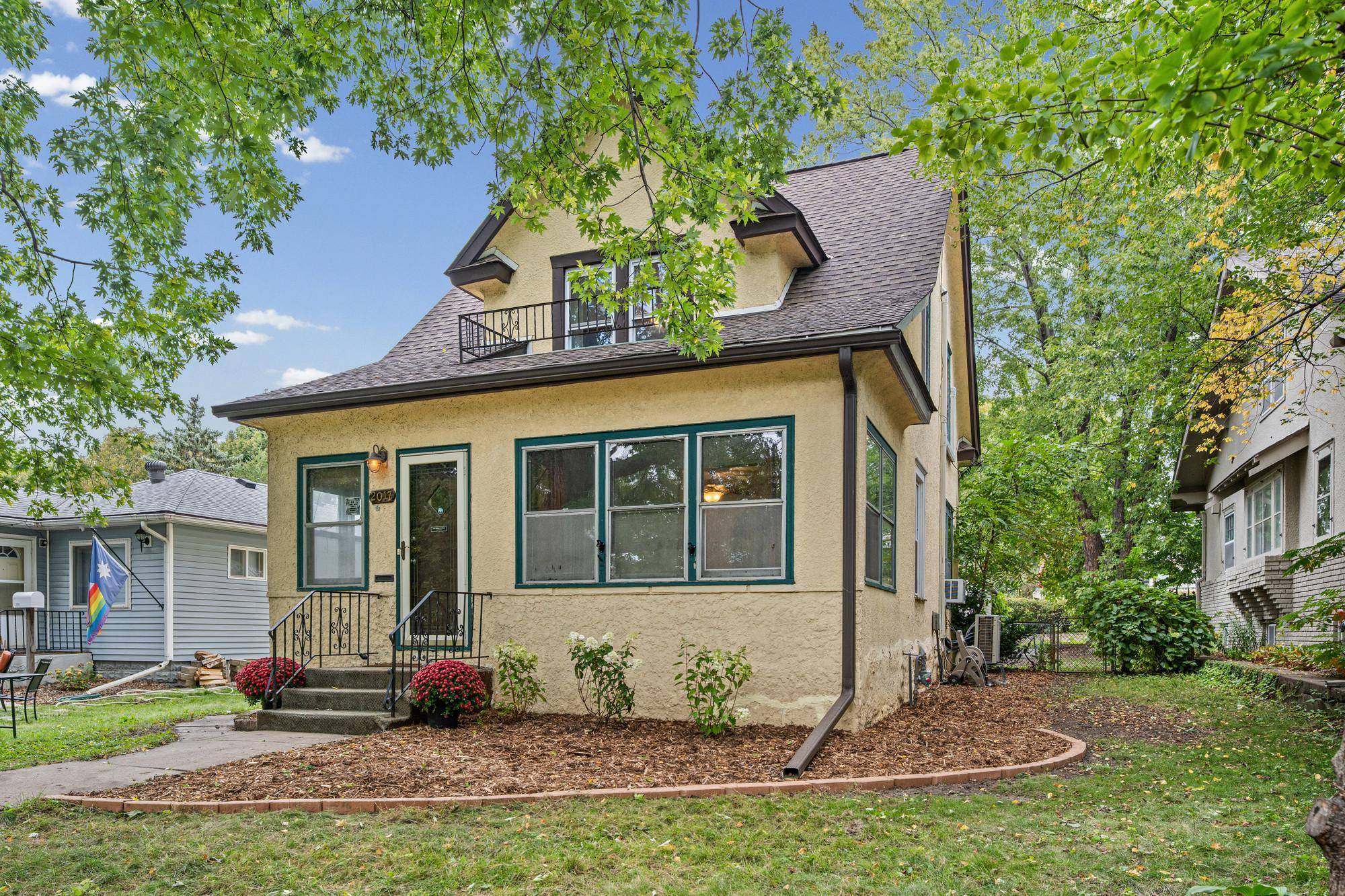 2017 22nd AVE NE, Minneapolis, MN 55418