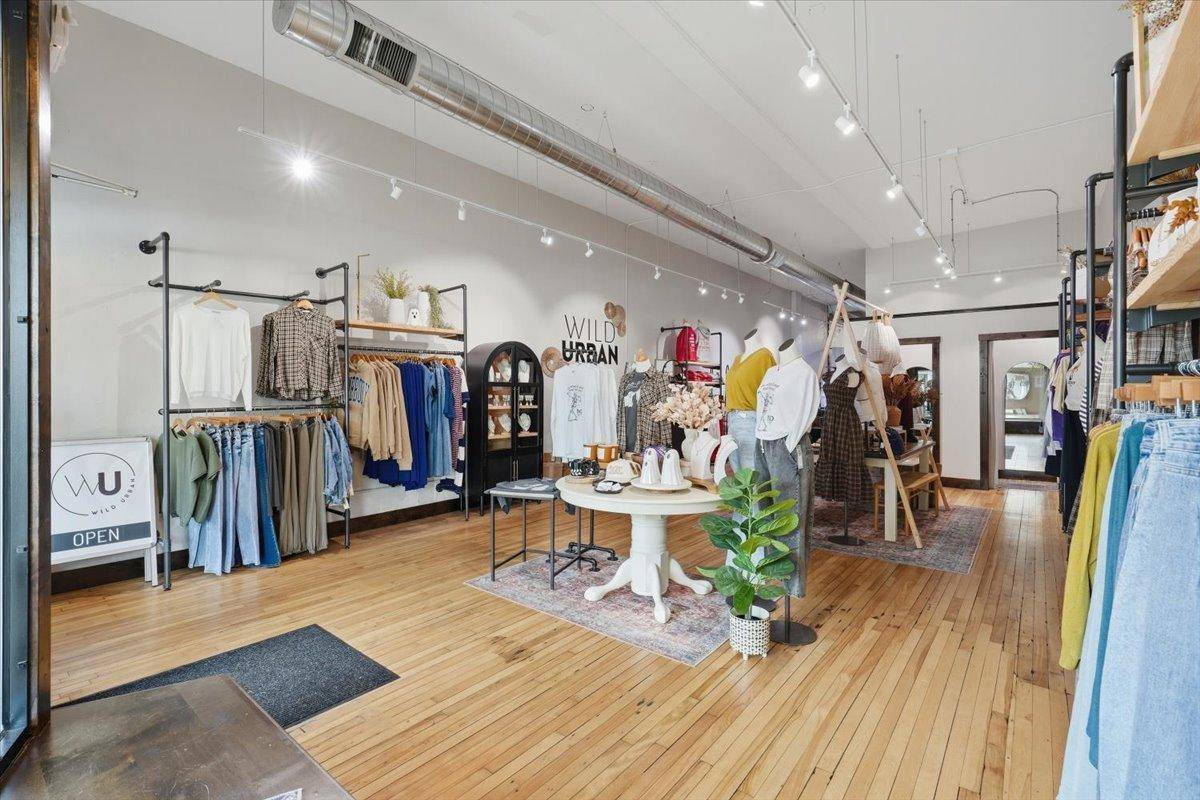 868 Main ST, Baldwin, WI 54002