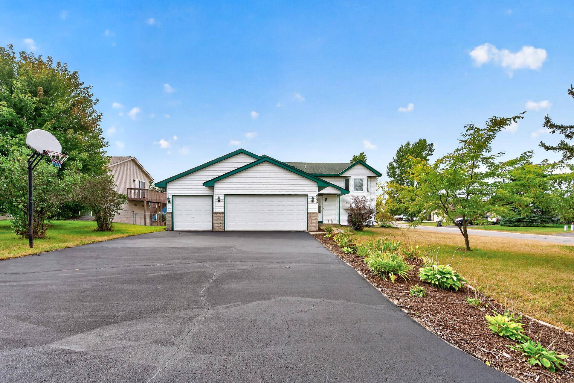 6595 380th CT, North Branch, MN 55056