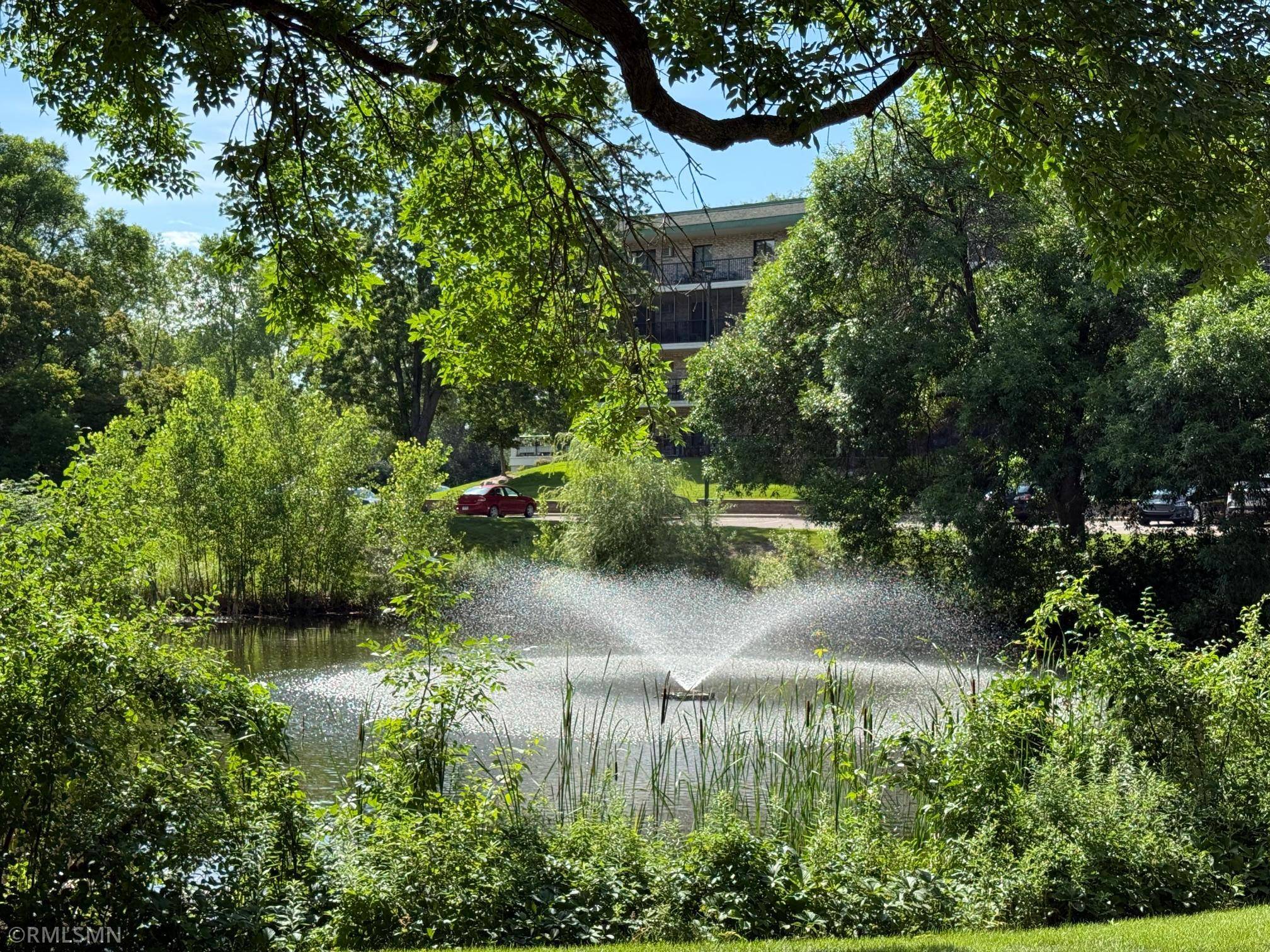 10511 Cedar Lake Road #309, Minnetonka, MN 55305