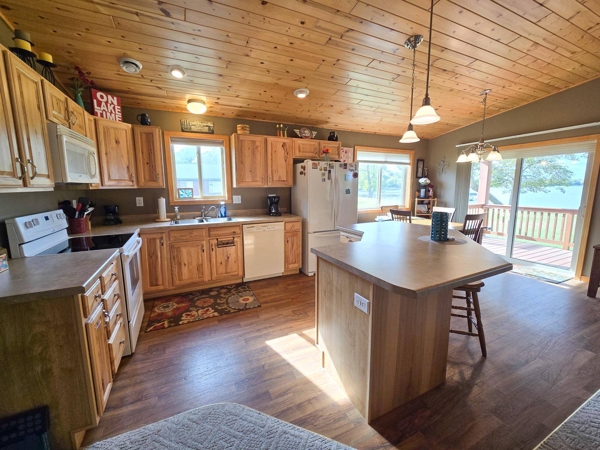 37871 Long Harbor LN, Frazee, MN 56544