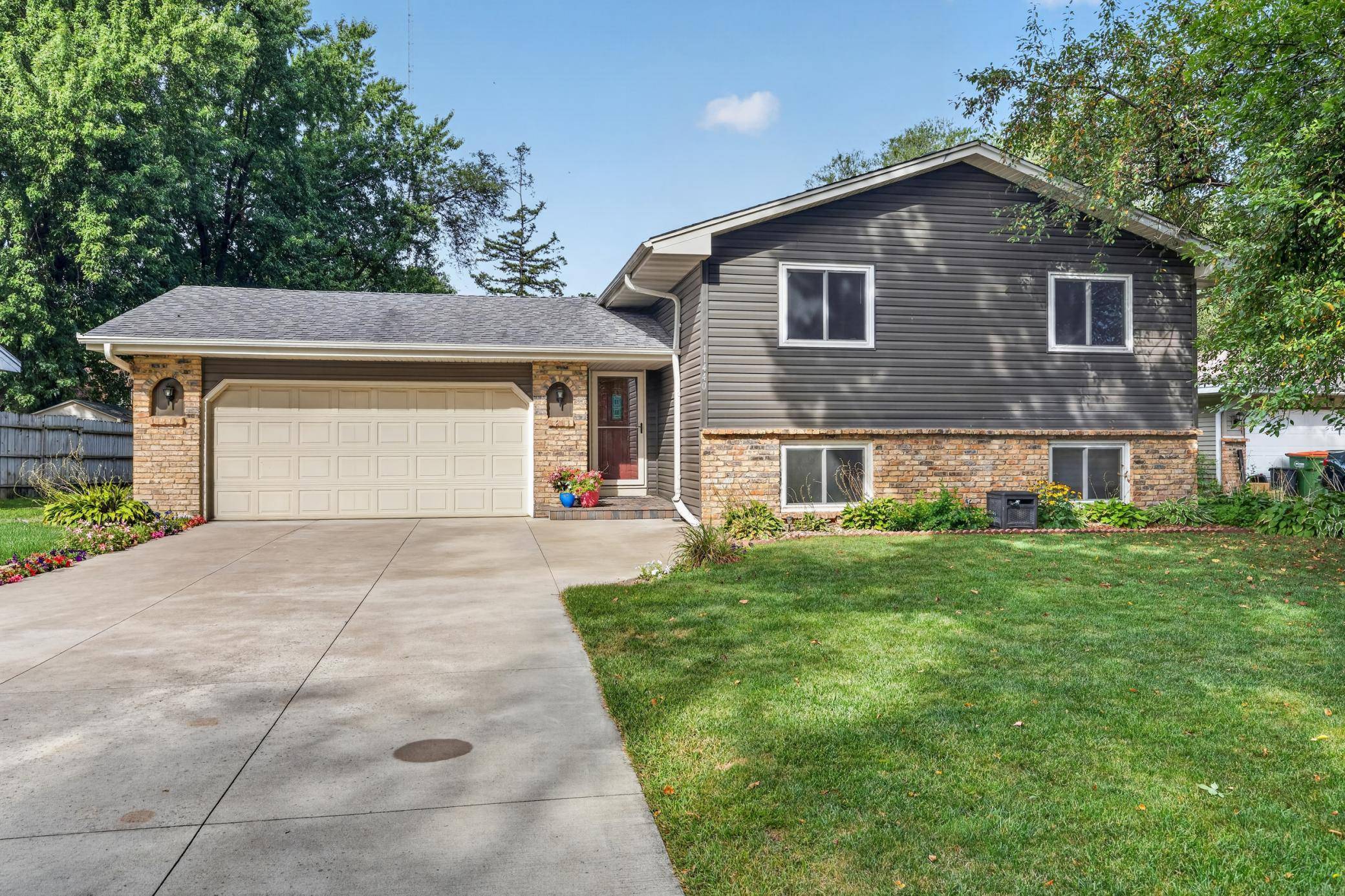 11440 Jonquil ST NW, Coon Rapids, MN 55433