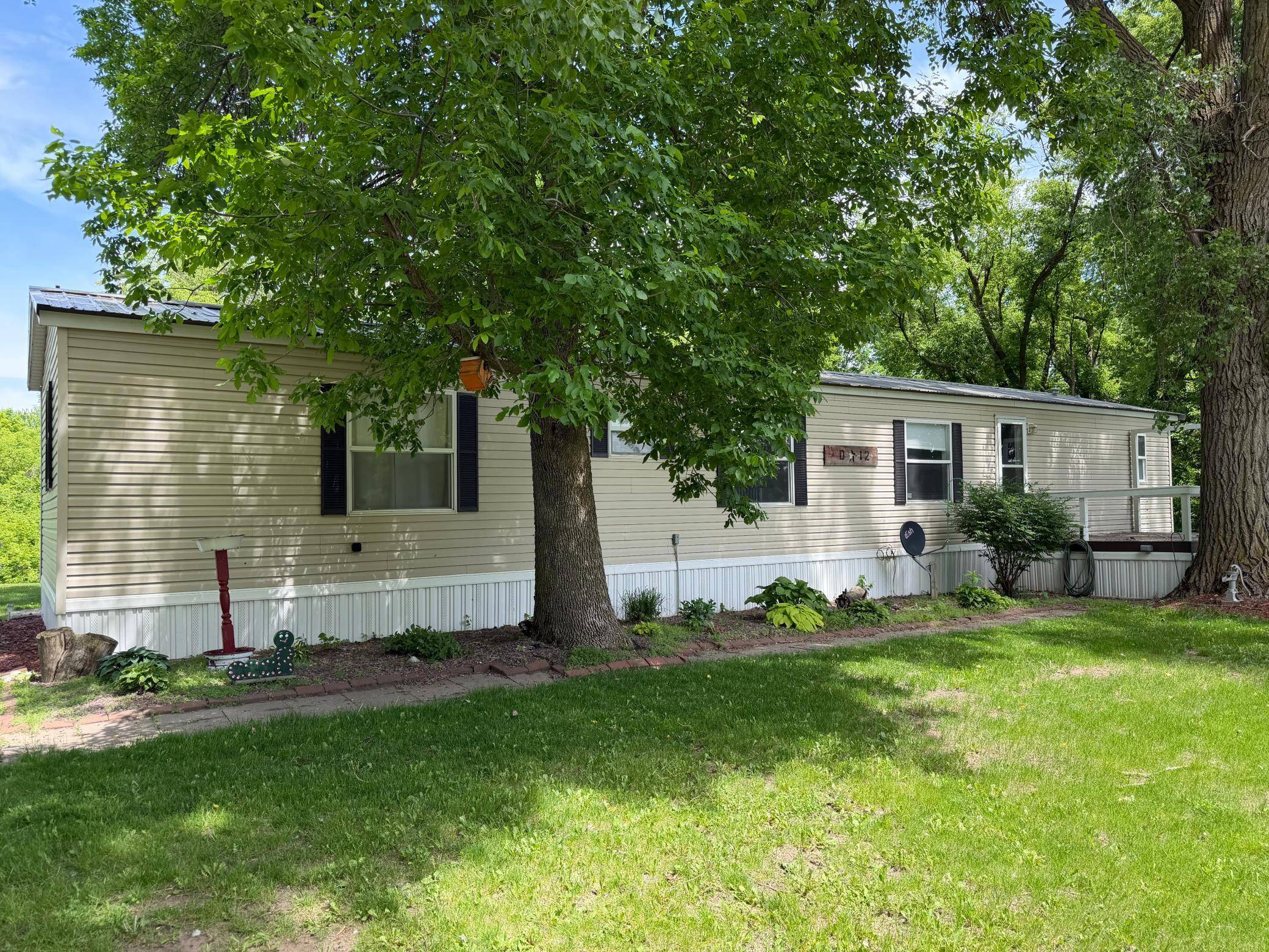 24102 Greenland RD ##D12, Madison Lake, MN 56063