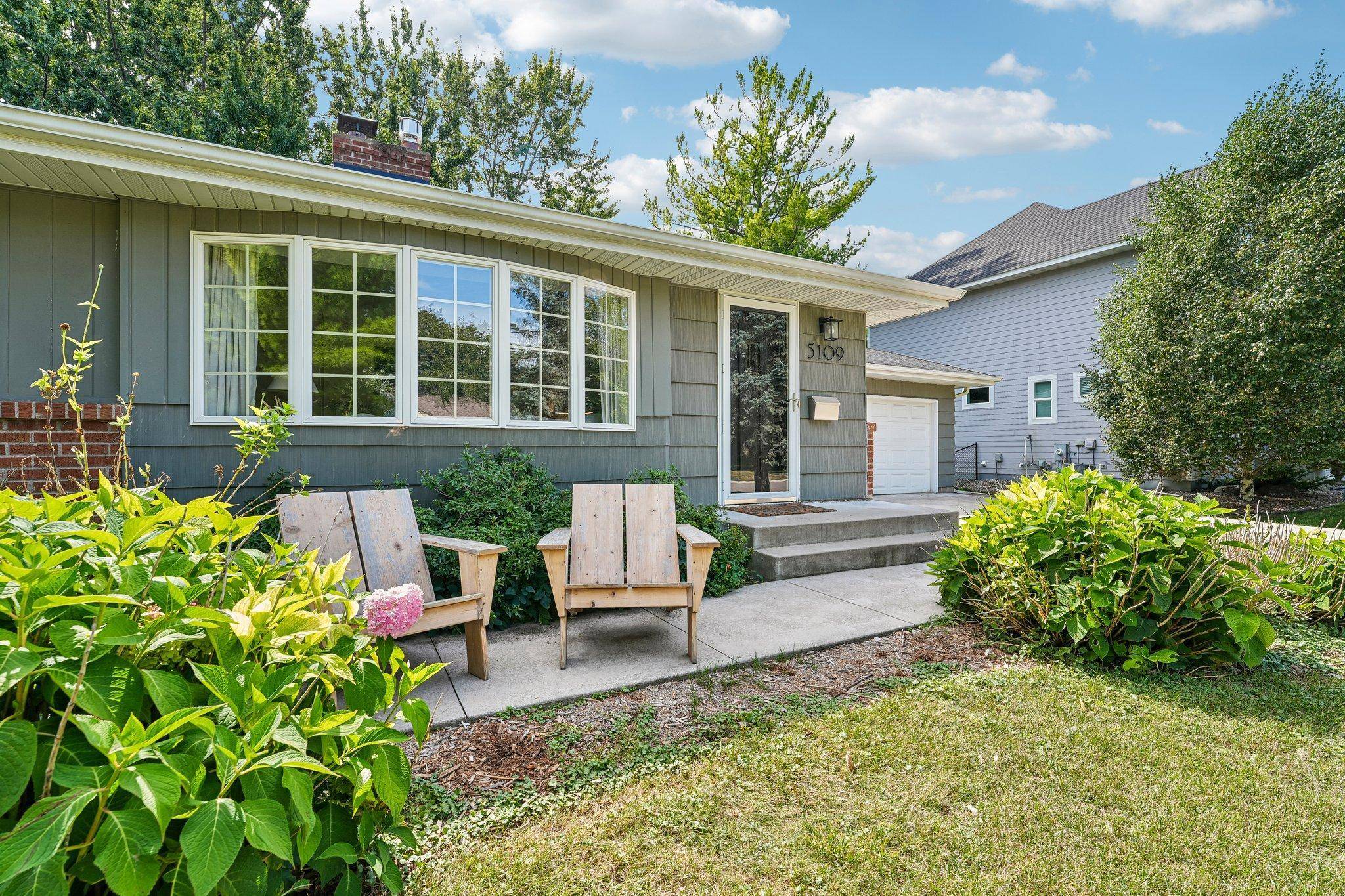 5109 Grove ST, Edina, MN 55436