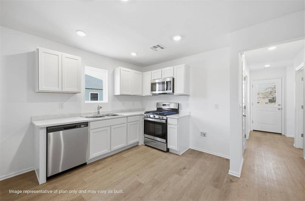 2014 W 30th PL, Stillwater, OK 74074