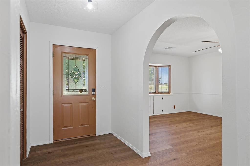 103 Skyline Hills, Perry, OK 73077