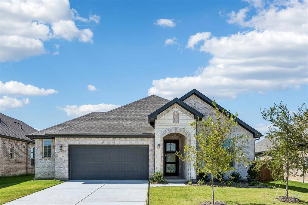 2377 Rams Horn Drive, Waxahachie, TX 75167