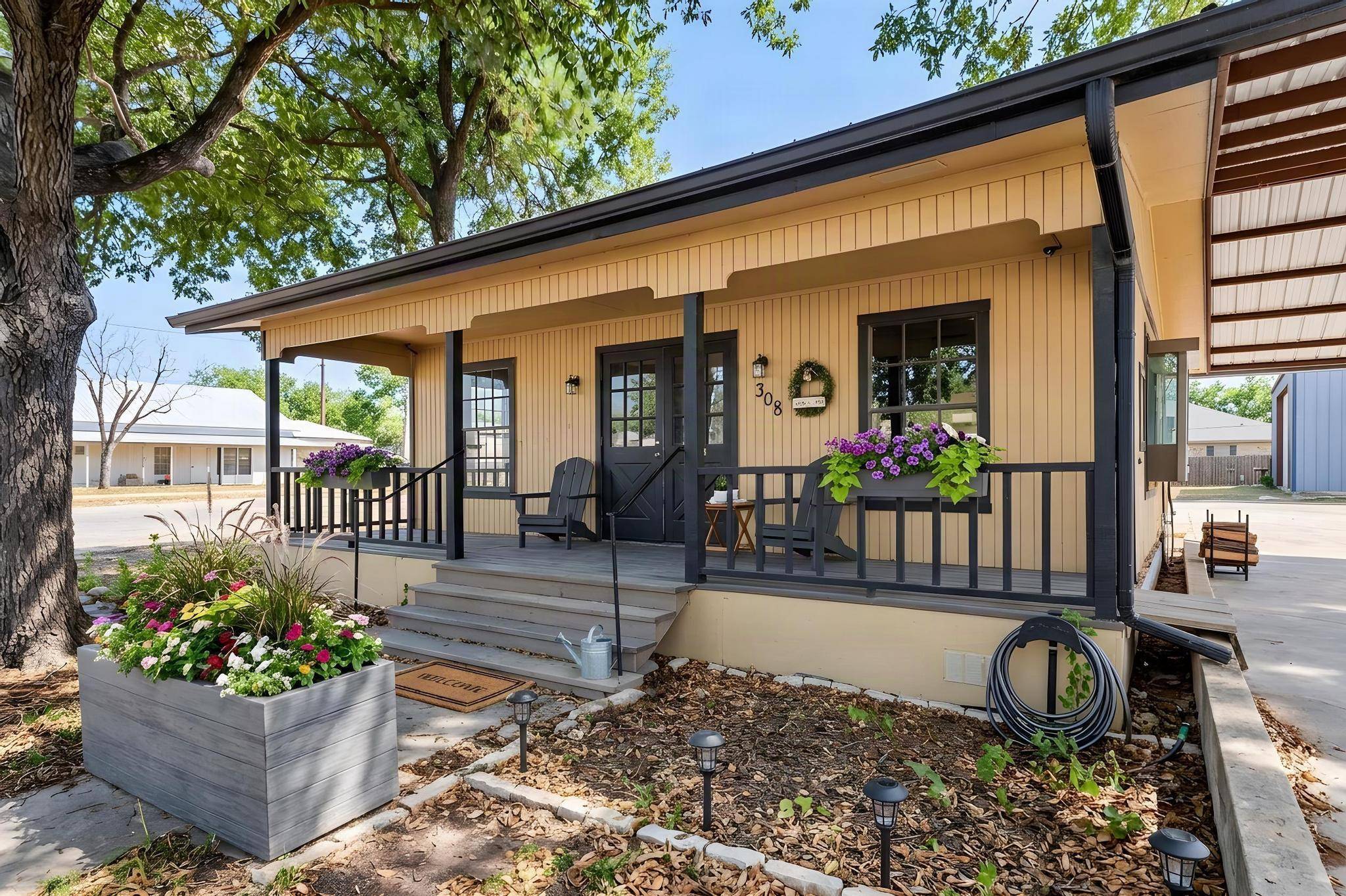 308 S Dalton ST, Bartlett, TX 76511