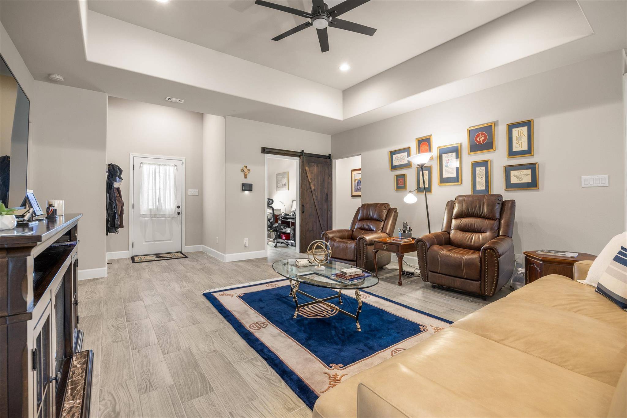 202 ROY NICHOLS DR, Blanco, TX 78606