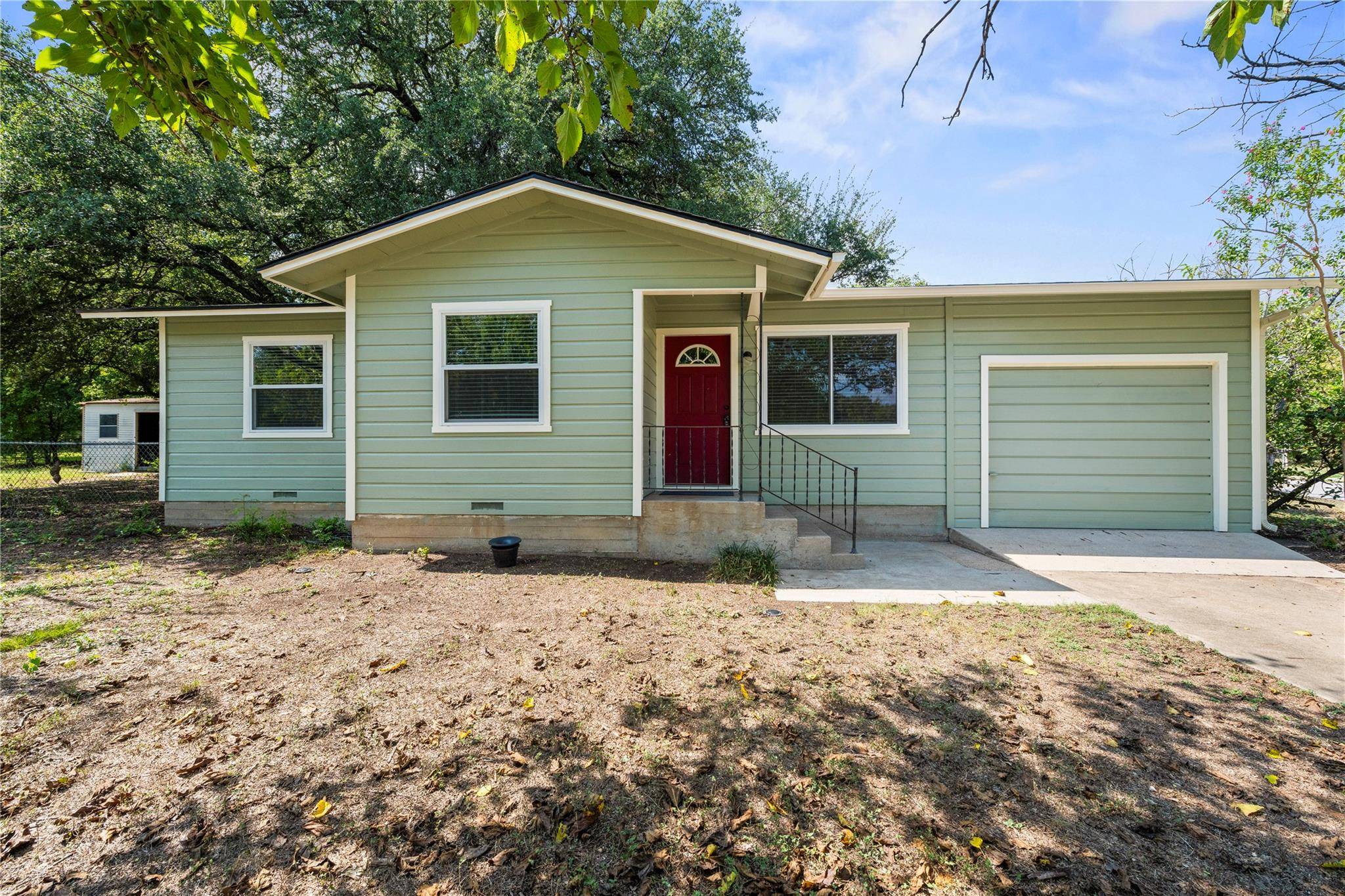 22 Park LN, Lampasas, TX 76550