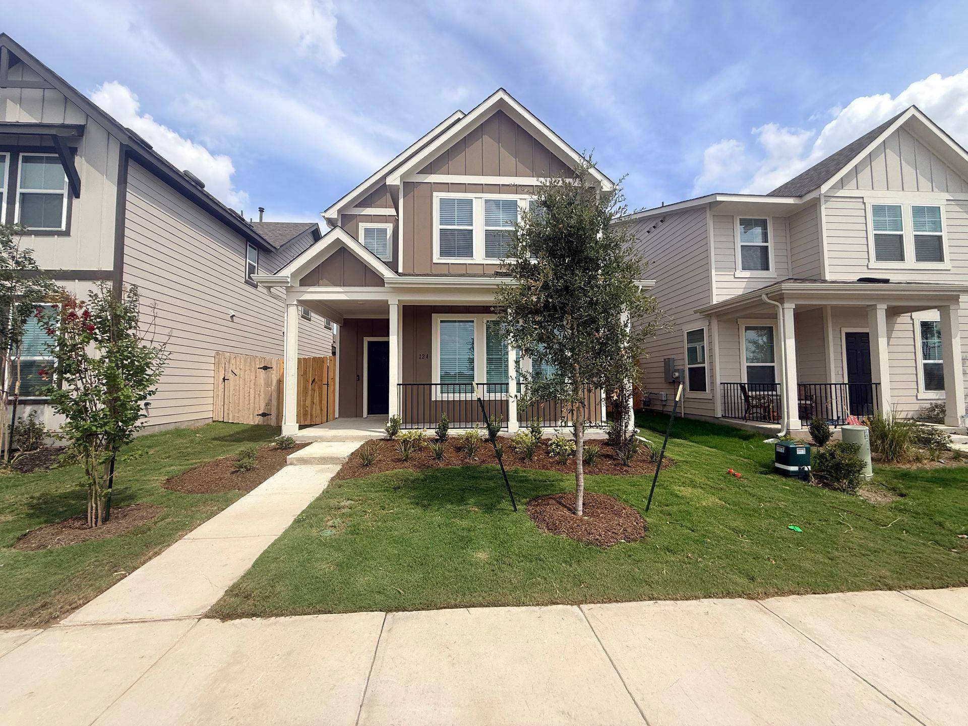 124 Hartson DR, Taylor, TX 76574