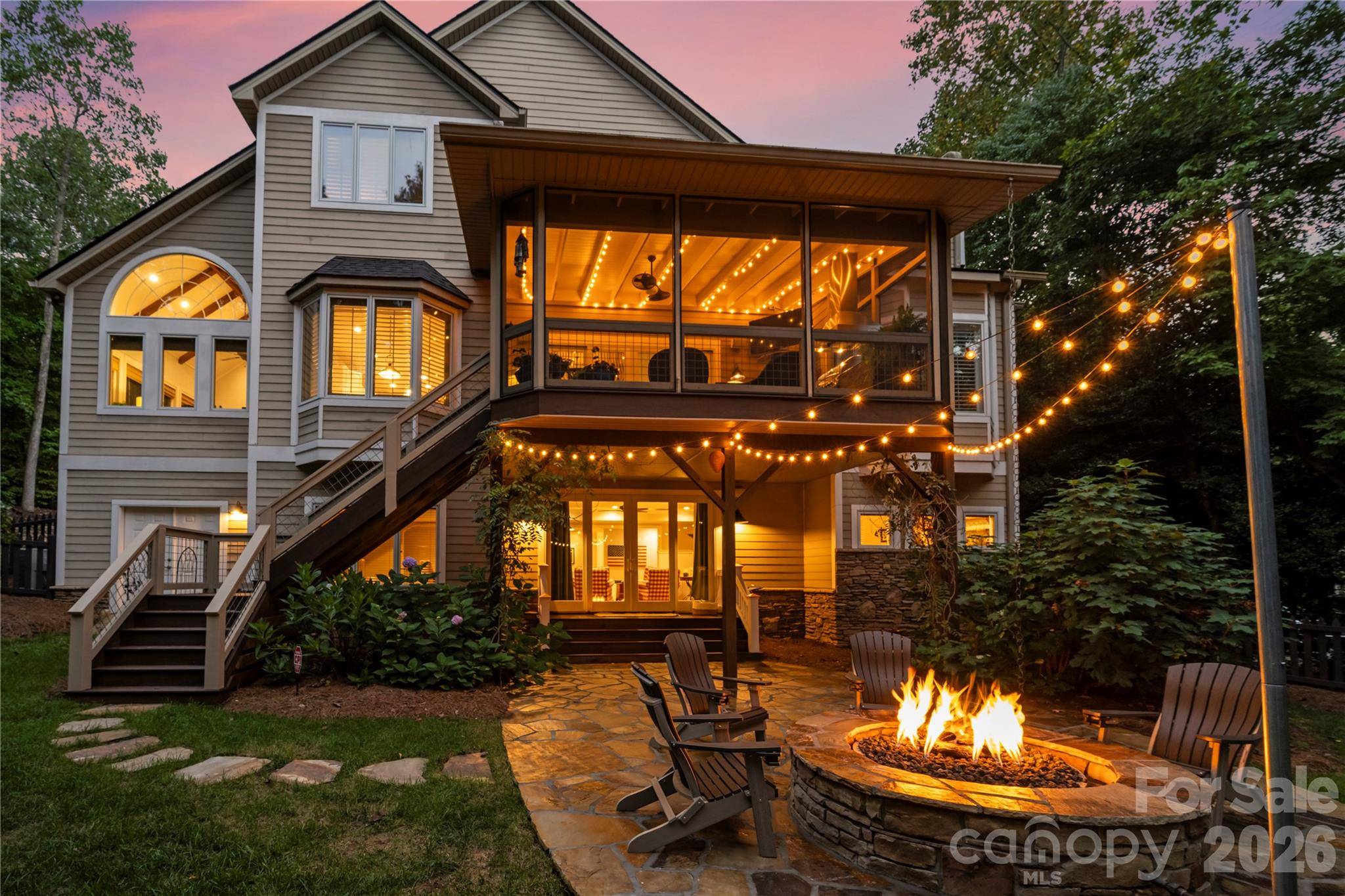 1637 Olmsted DR, Asheville, NC 28803