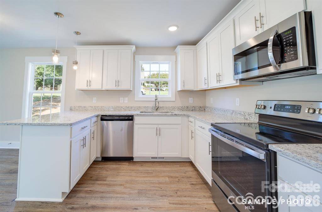1245 Carolyn AVE, Kannapolis, NC 28083