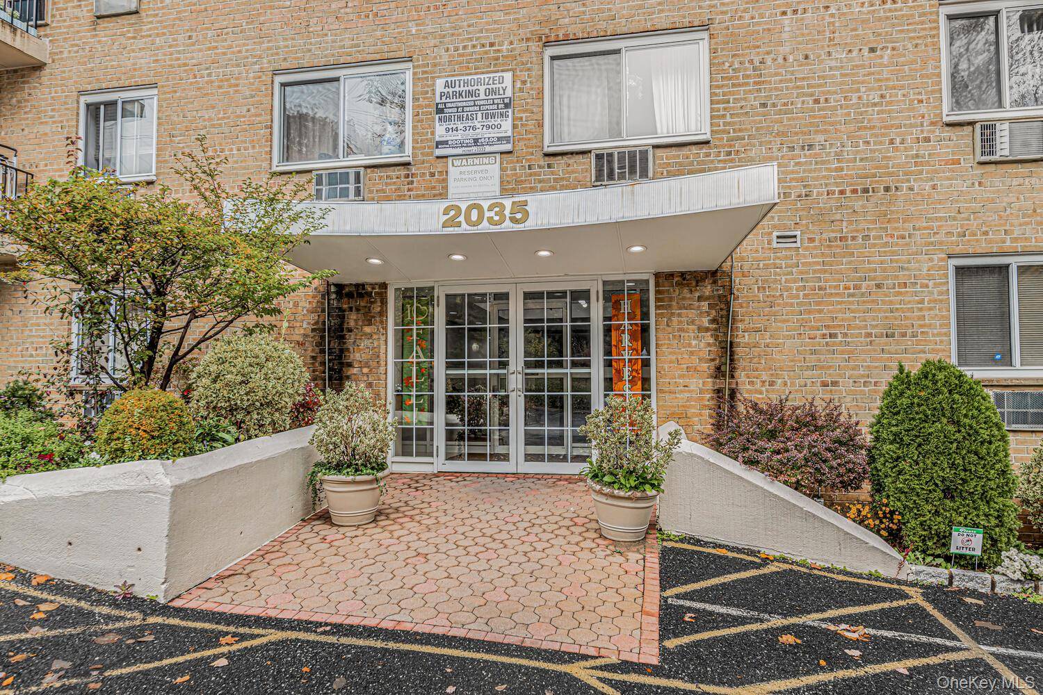 2035 Central Park AVE #2M, Yonkers, NY 10710