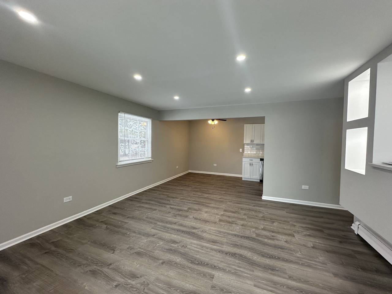 151 W 63rd ST #F101, Westmont, IL 60559