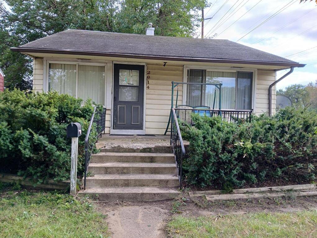 2614 173rd Street, Hammond, IN 46323