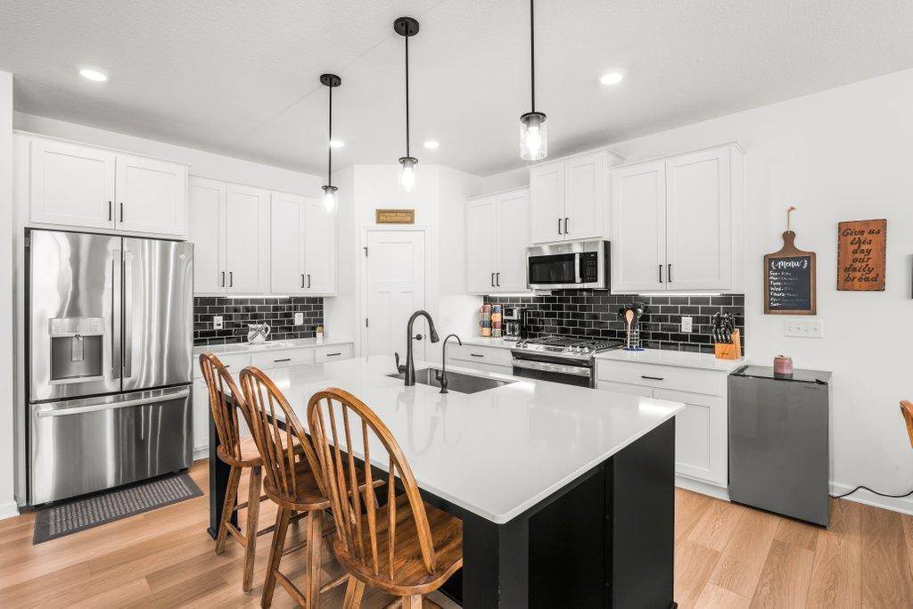 14977 144th AVE N, Dayton, MN 55327