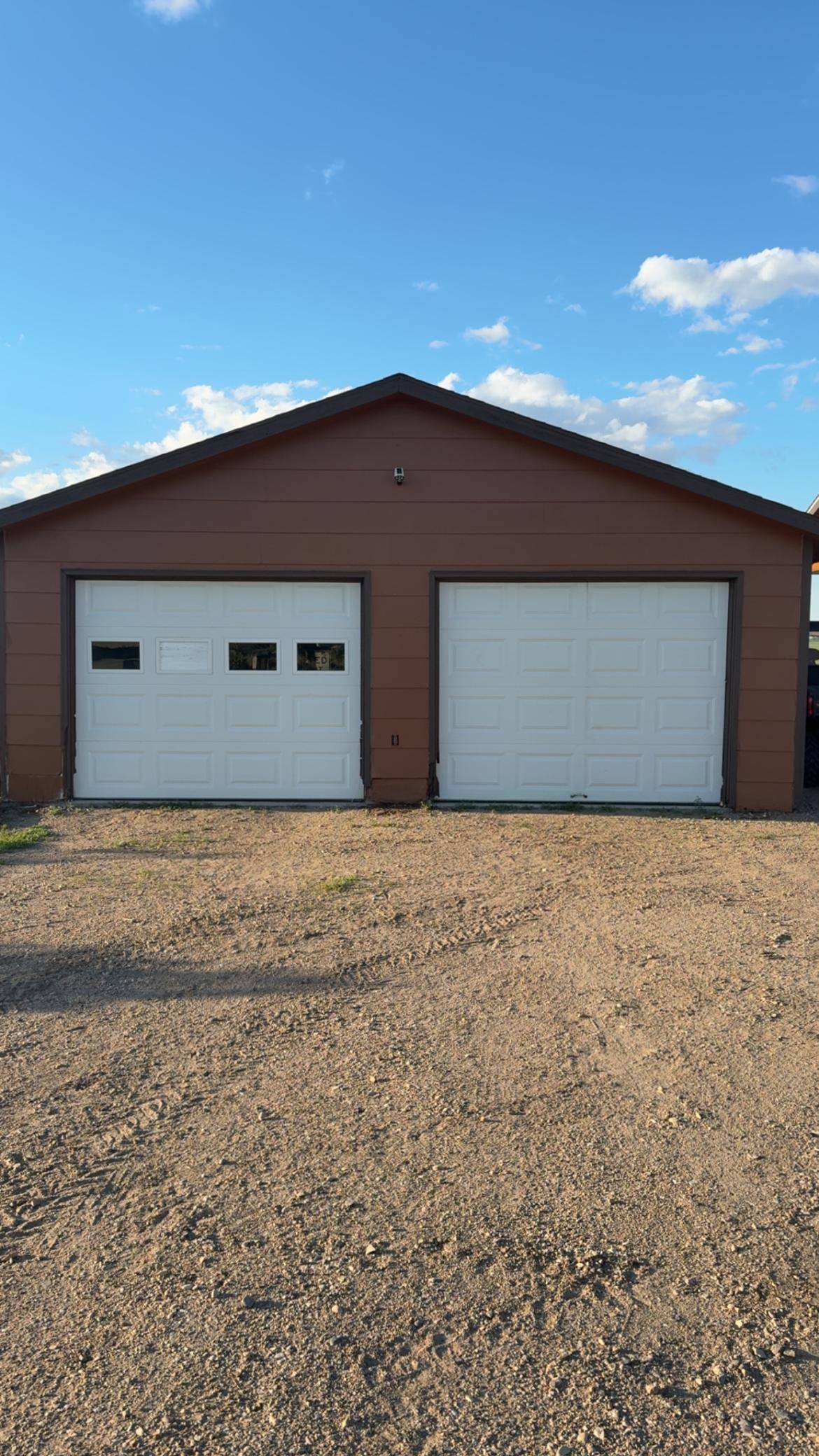 405 Harvest Ave, Devils Lake, ND 58301