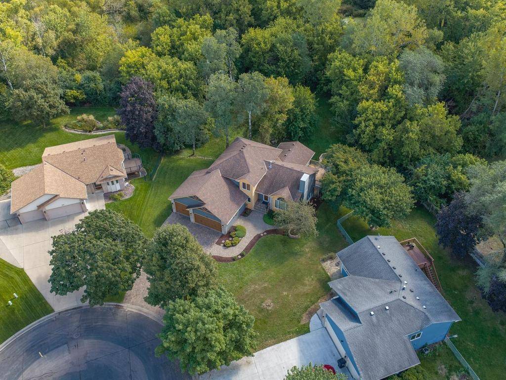 440 83rd AVE NW, Coon Rapids, MN 55433