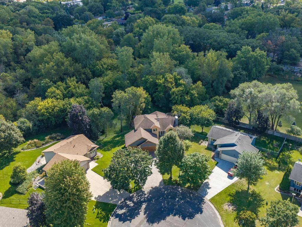 440 83rd AVE NW, Coon Rapids, MN 55433