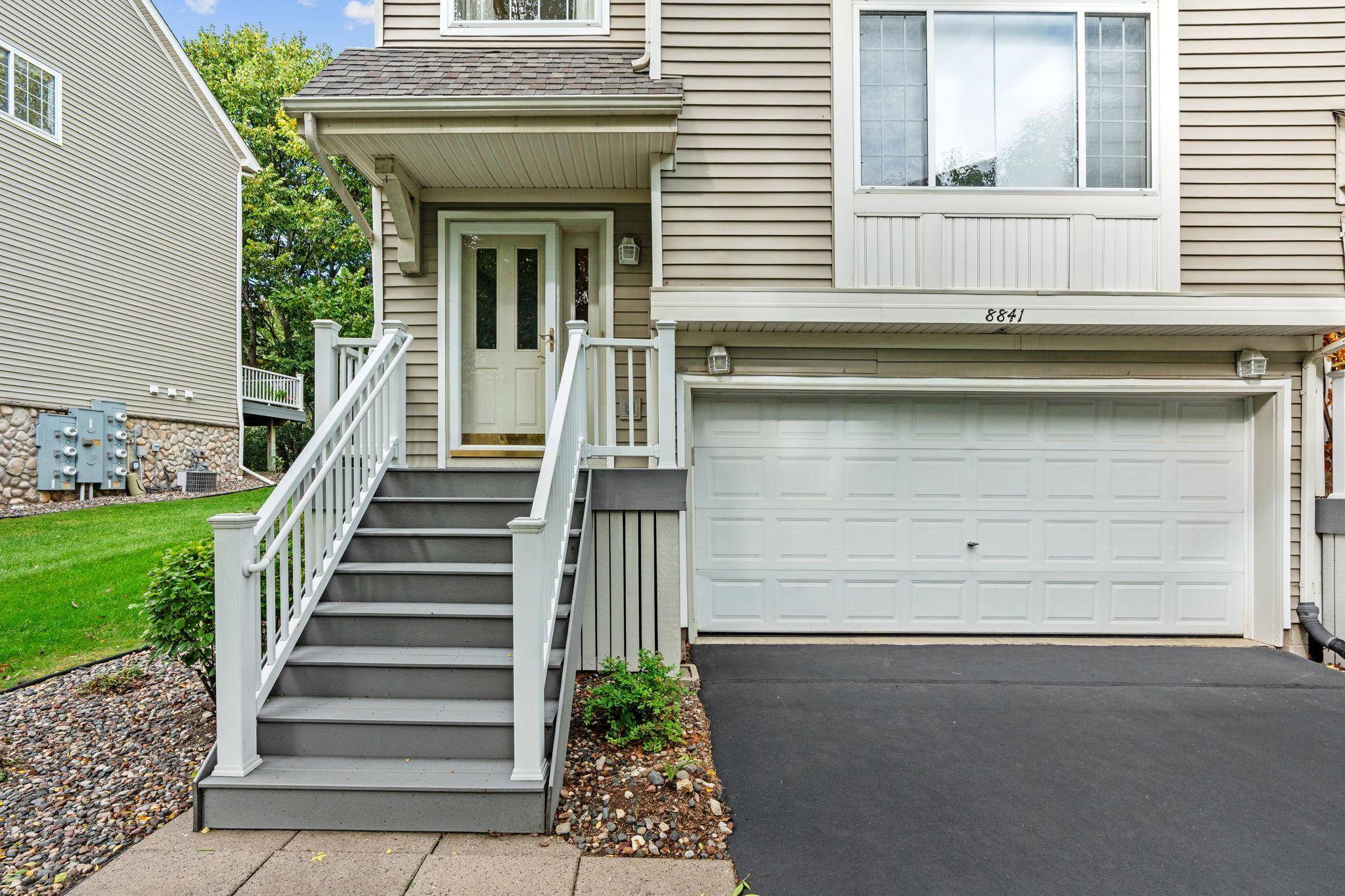 8841 Brunswick PATH, Inver Grove Heights, MN 55076
