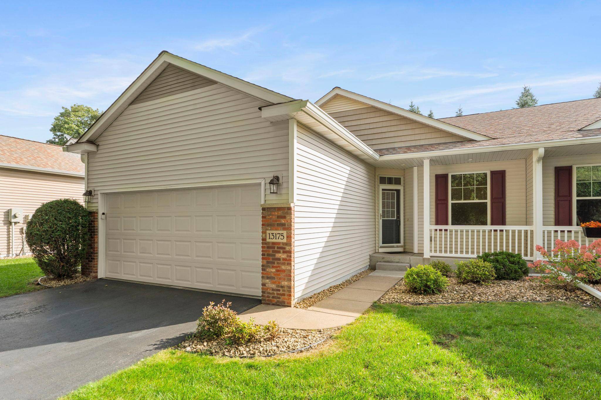 13175 Aberdeen ST NE, Blaine, MN 55449