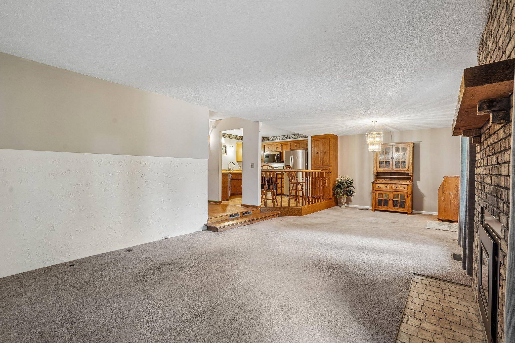 8408 Sheridan AVE N, Brooklyn Park, MN 55444