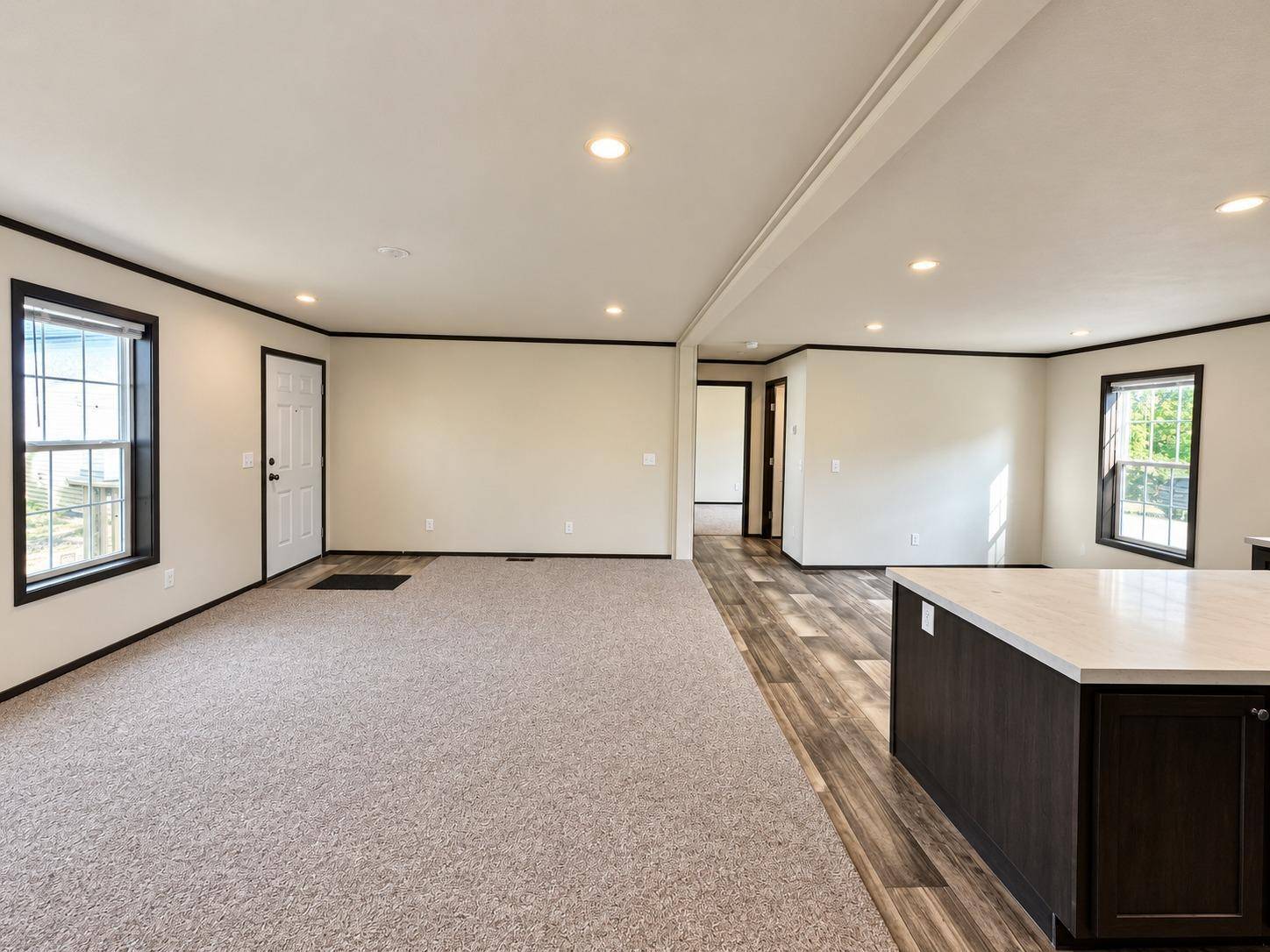 215 N Mckay AVE #13, Alexandria, MN 56308