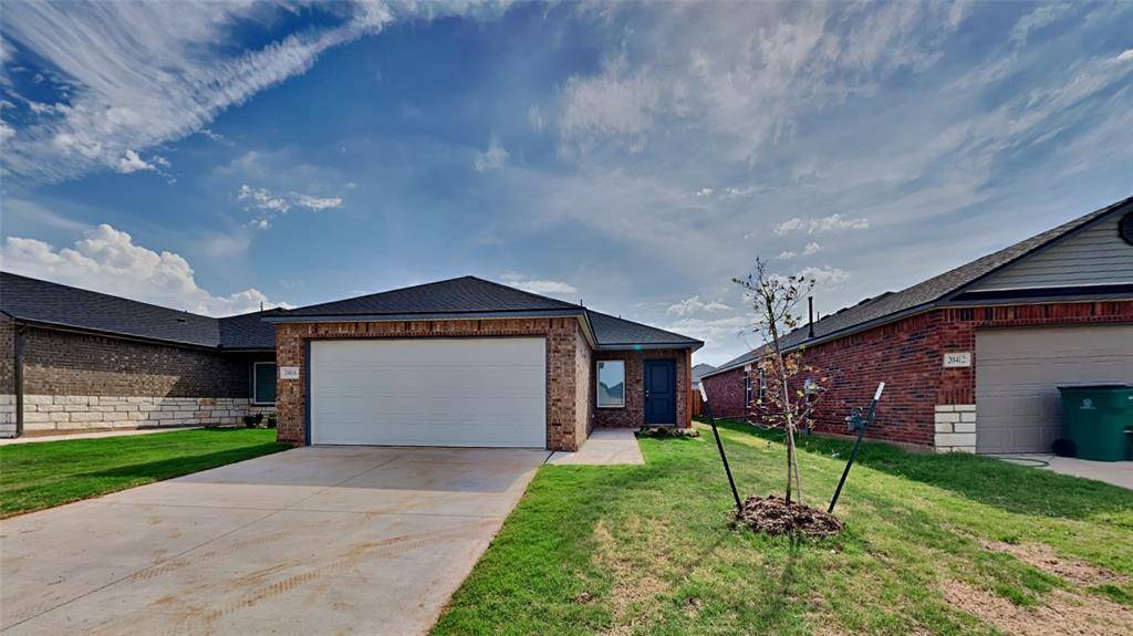 20416 Mule Deer DR, Edmond, OK 73012
