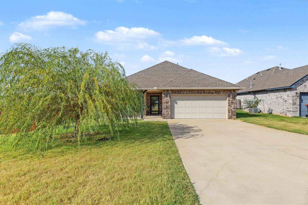 20575 Creekside DR, Harrah, OK 73045