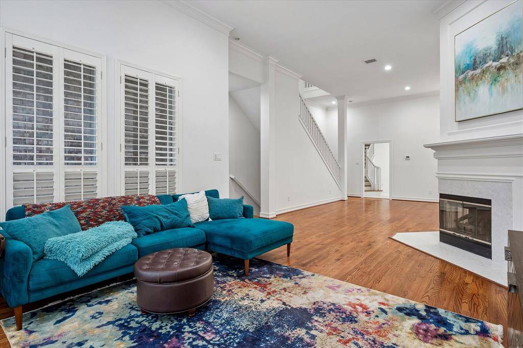 2916 Thomas Avenue, Dallas, TX 75204