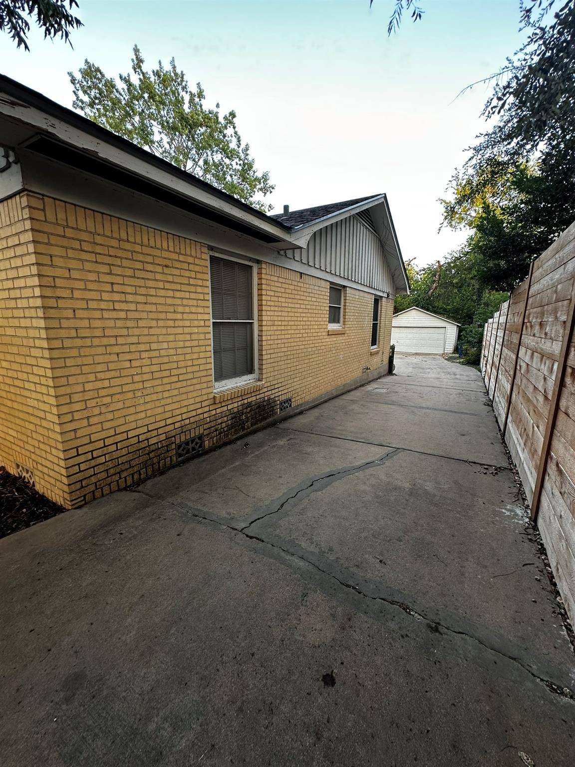 3903 Ridgelea DR, Austin, TX 78731